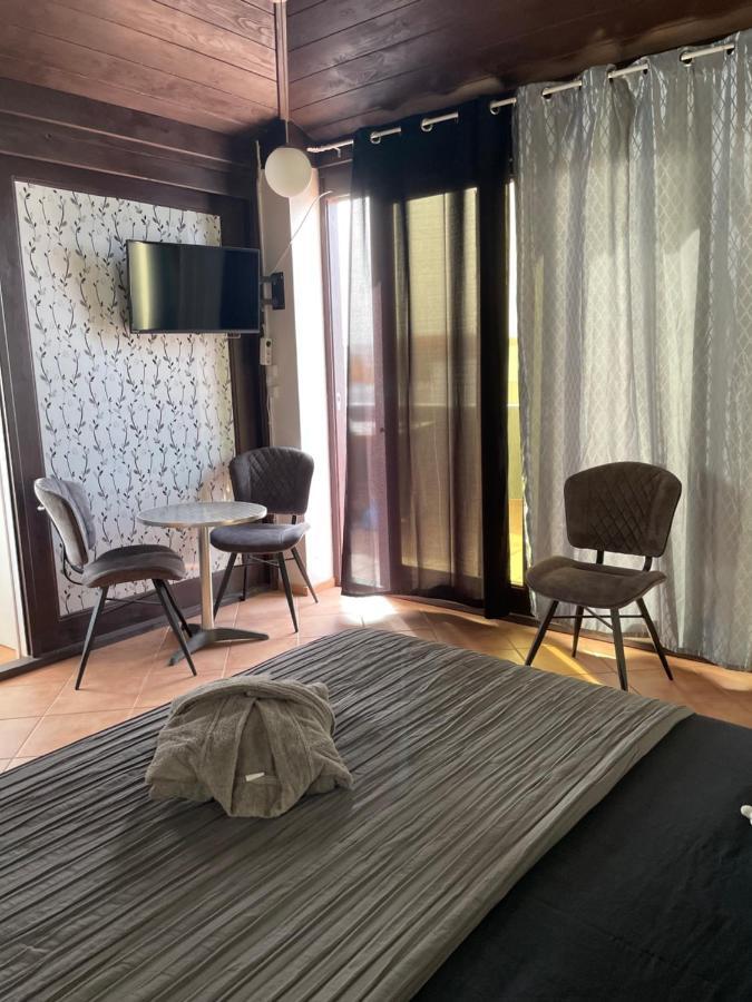 Blue Eagle Guesthouse - Casa De Hospedes サンタ・マリア エクステリア 写真