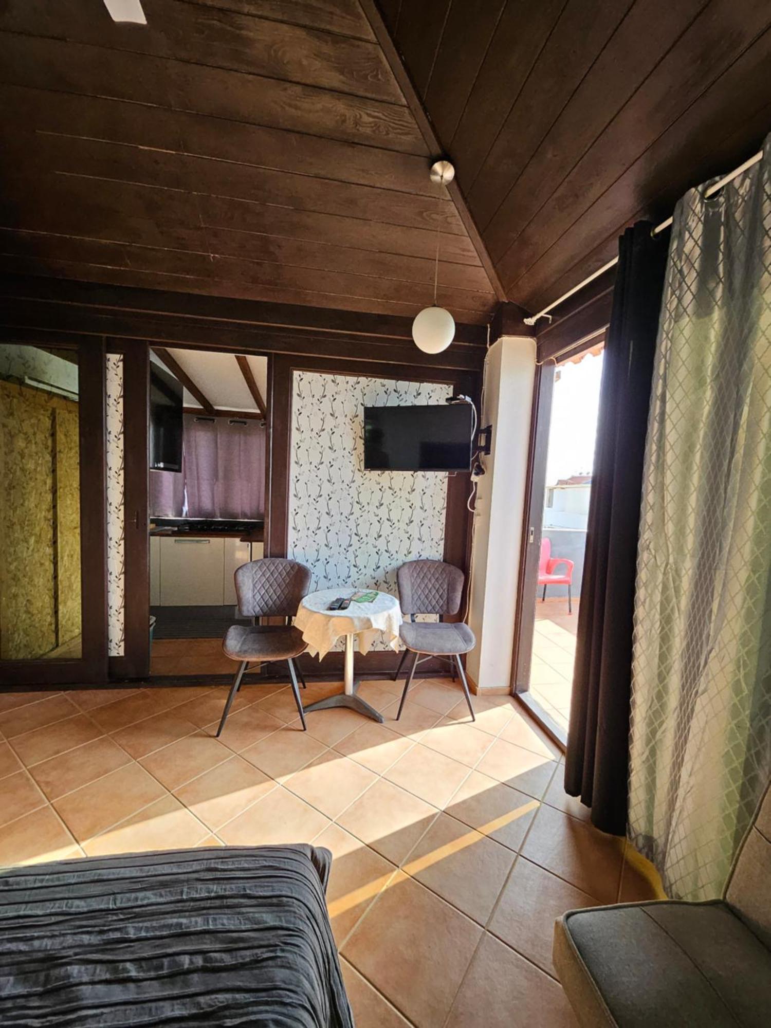 Blue Eagle Guesthouse - Casa De Hospedes サンタ・マリア エクステリア 写真