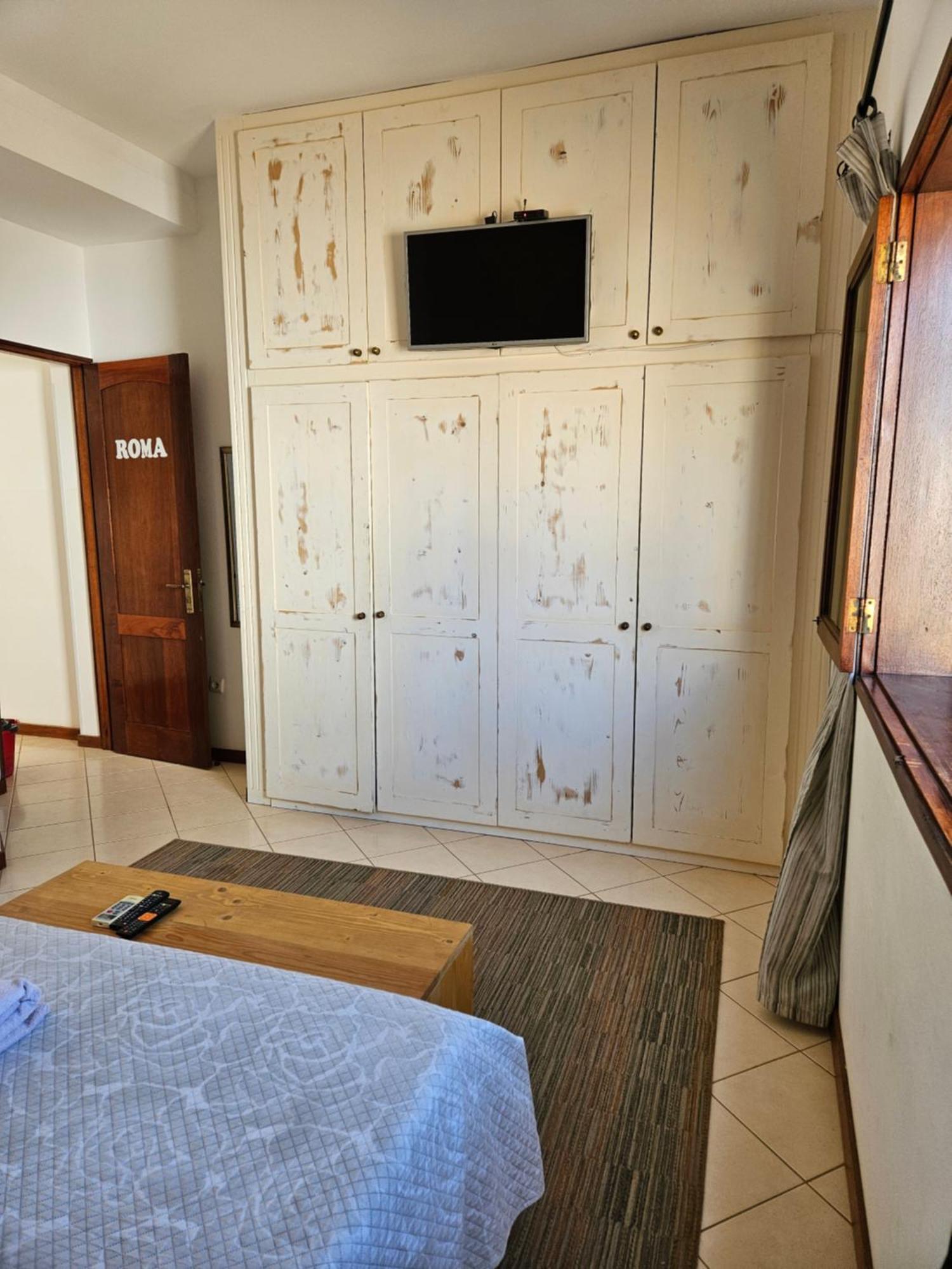 Blue Eagle Guesthouse - Casa De Hospedes サンタ・マリア エクステリア 写真