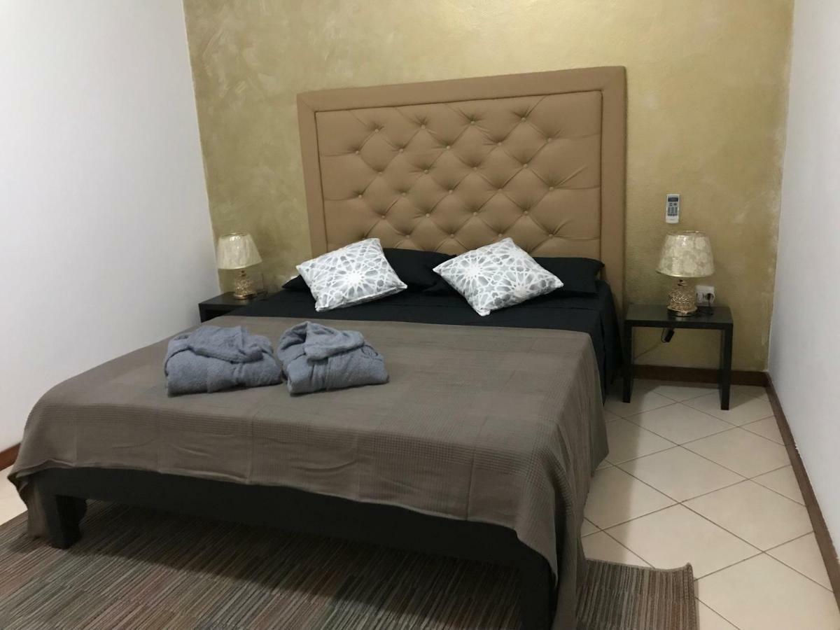 Blue Eagle Guesthouse - Casa De Hospedes サンタ・マリア エクステリア 写真