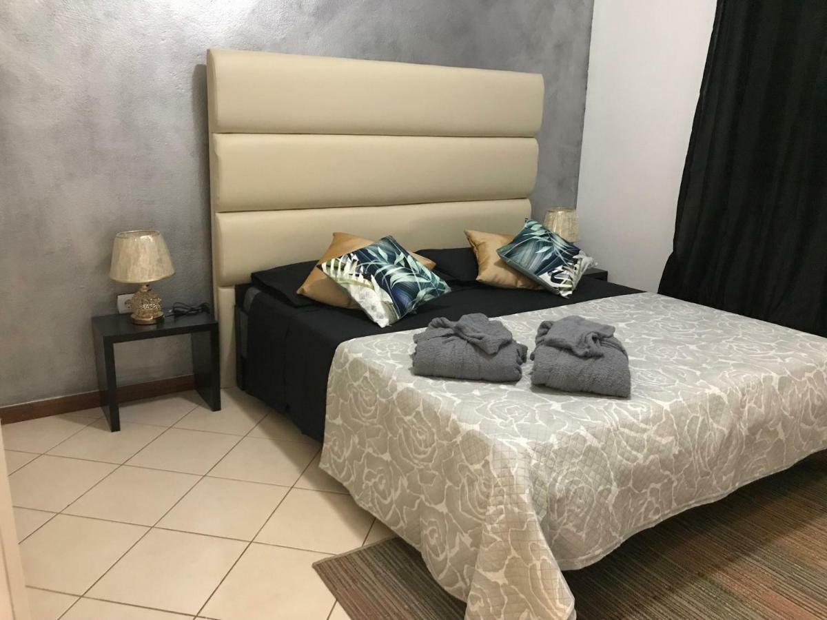 Blue Eagle Guesthouse - Casa De Hospedes サンタ・マリア エクステリア 写真